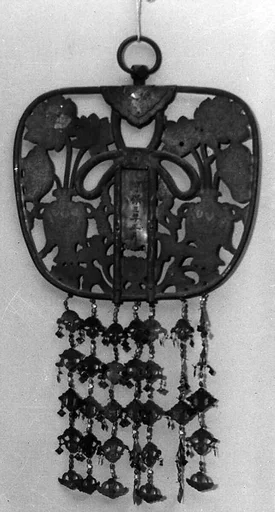 華鬘|Keman (“Flower Garland” Temple Decoration)