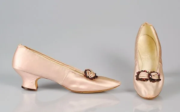 Evening slippers — Unknown