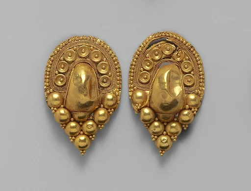 Gold earrings