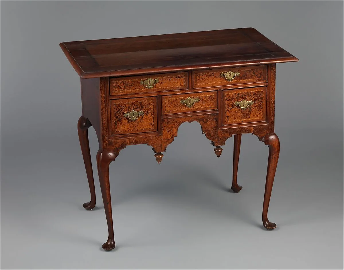Dressing table — Unknown
