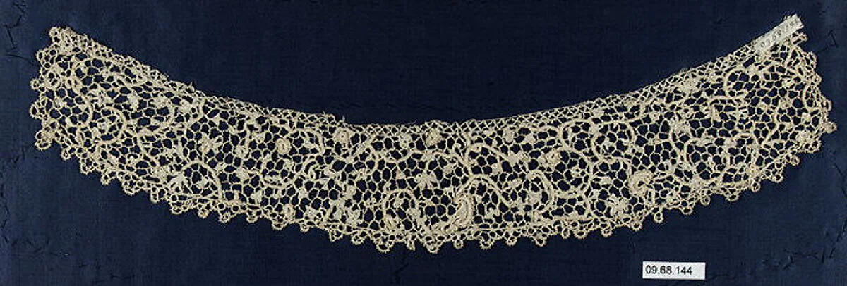 Collar — Unknown