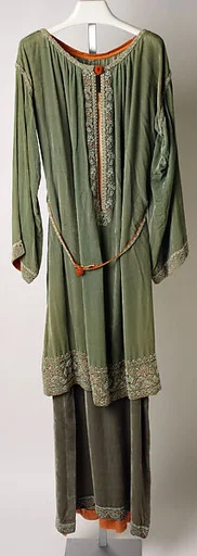 Afternoon dress
