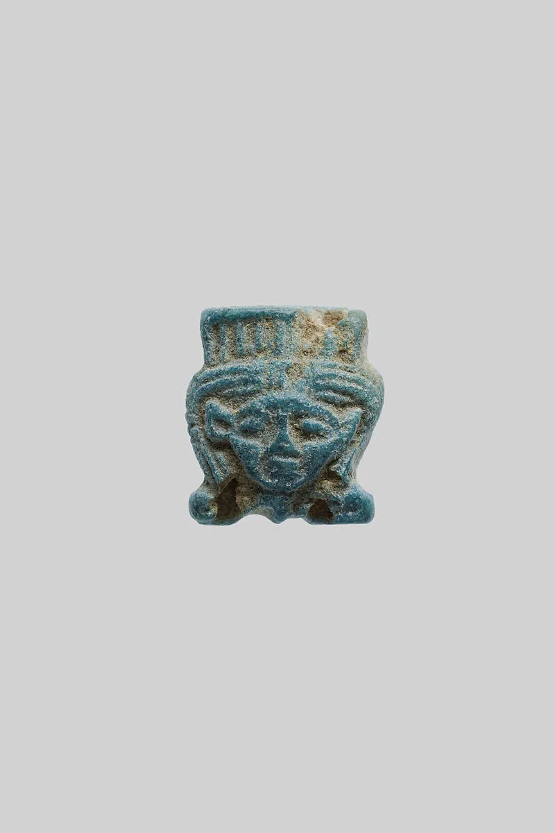 Hathor head amulet — Unknown
