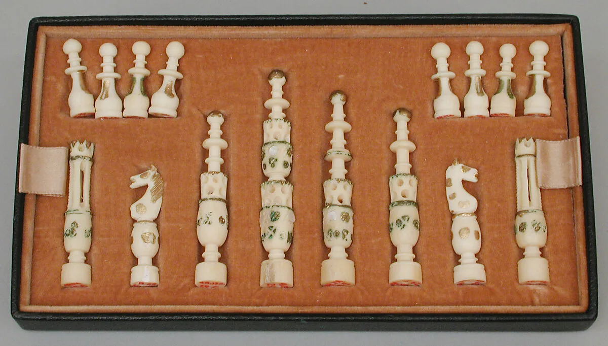 Chess set — Unknown