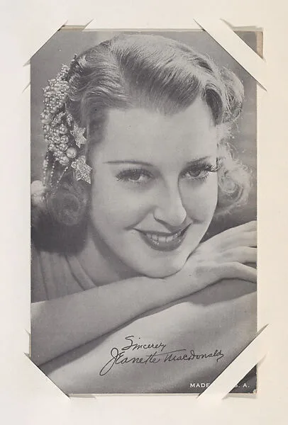 Jeanette MacDonald from Movie Stars Exhibit Cards series (W401) — Unknown