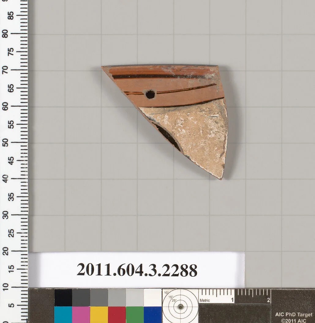 Terracotta rim fragment of a kylix: eye-cup (drinking cup) — Unknown