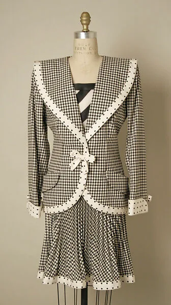 Suit — Emanuel Ungaro