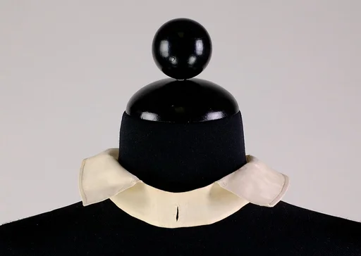 Collar