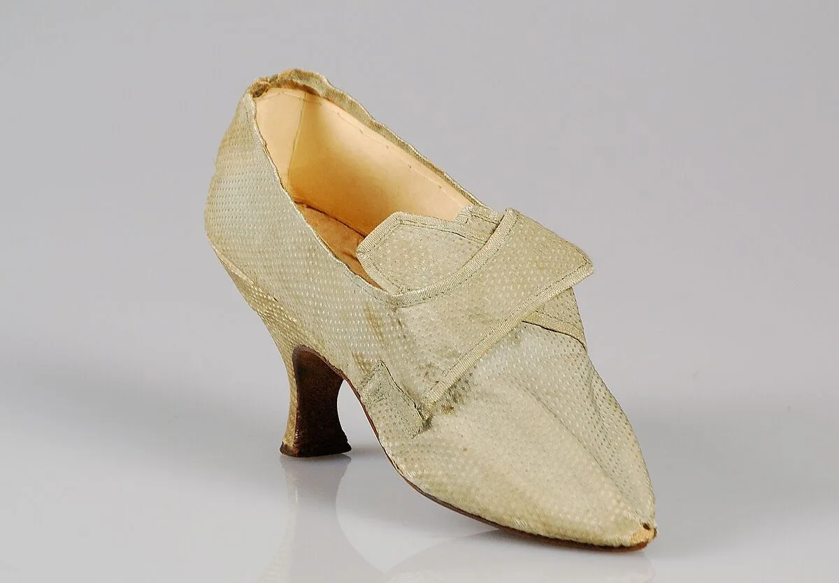 Shoes — Unknown