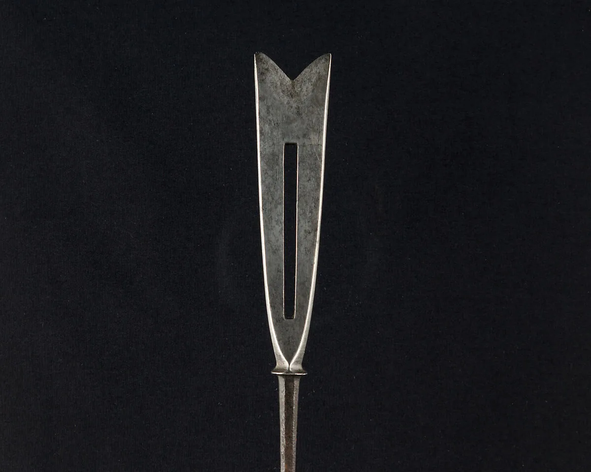 Arrowhead (<i>Yanone</i>) — Unknown