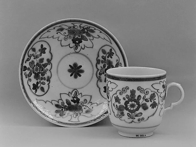Cup and saucer — Doccia Porcelain Manufactory