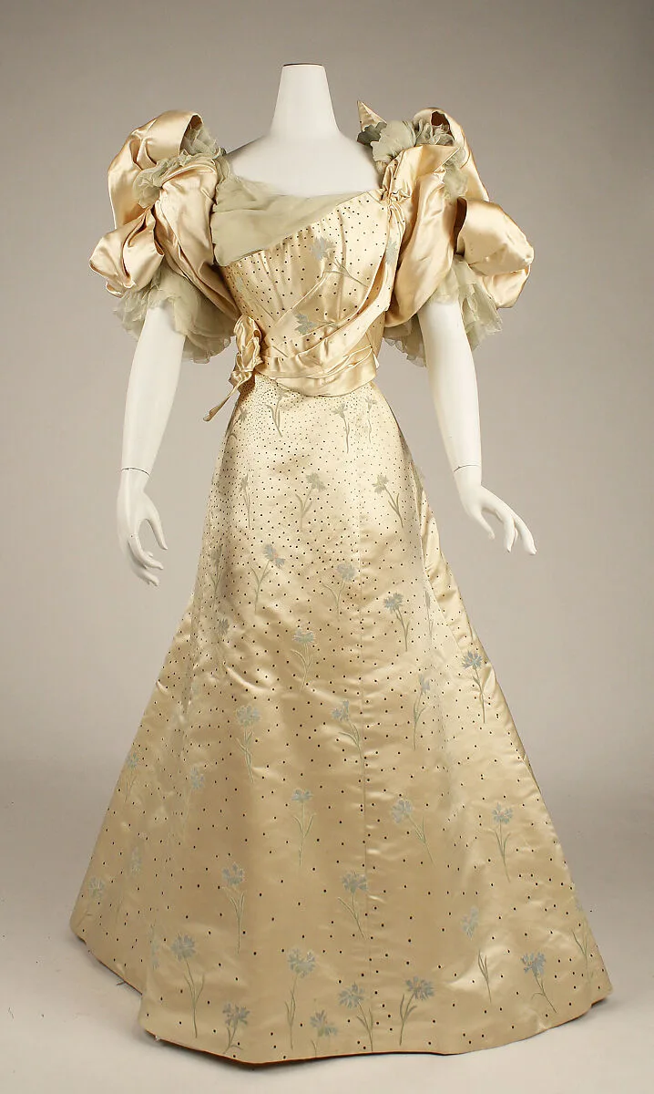 Ball gown — House of Worth