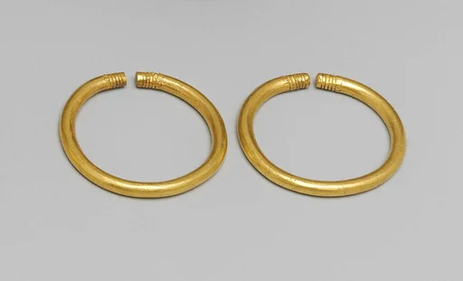 Gilded bronze bracelet