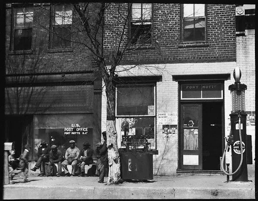 [Gas Station and Post Office, Fort Motte, South Carolina]