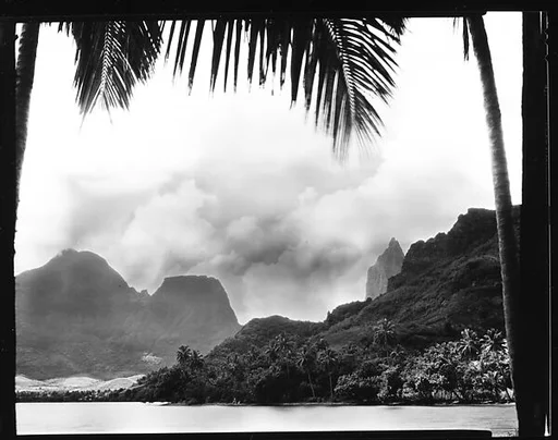[South Seas: Mountains and Shoreline]