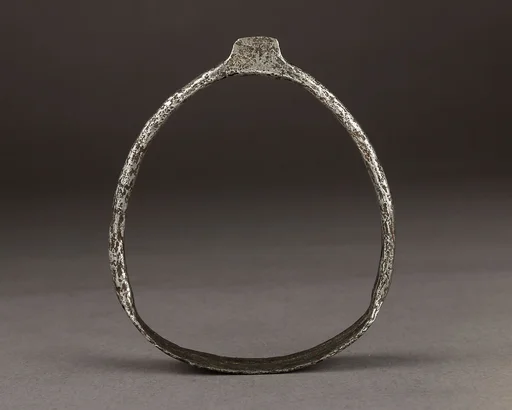 Stirrup