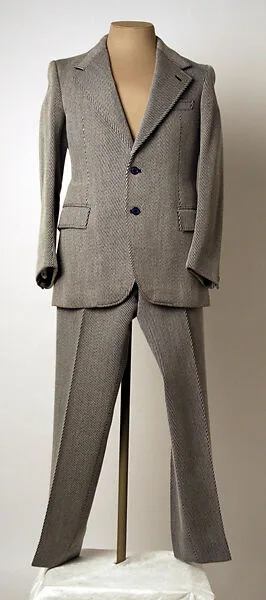 Suit — Unknown