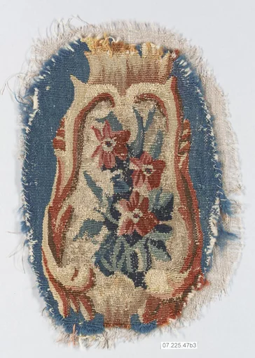 Rocaille cartouche with flowers