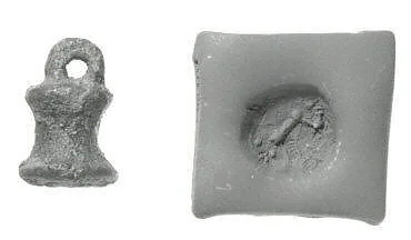 Stamp seal (bell-shaped with loop handle) with monster — Unknown
