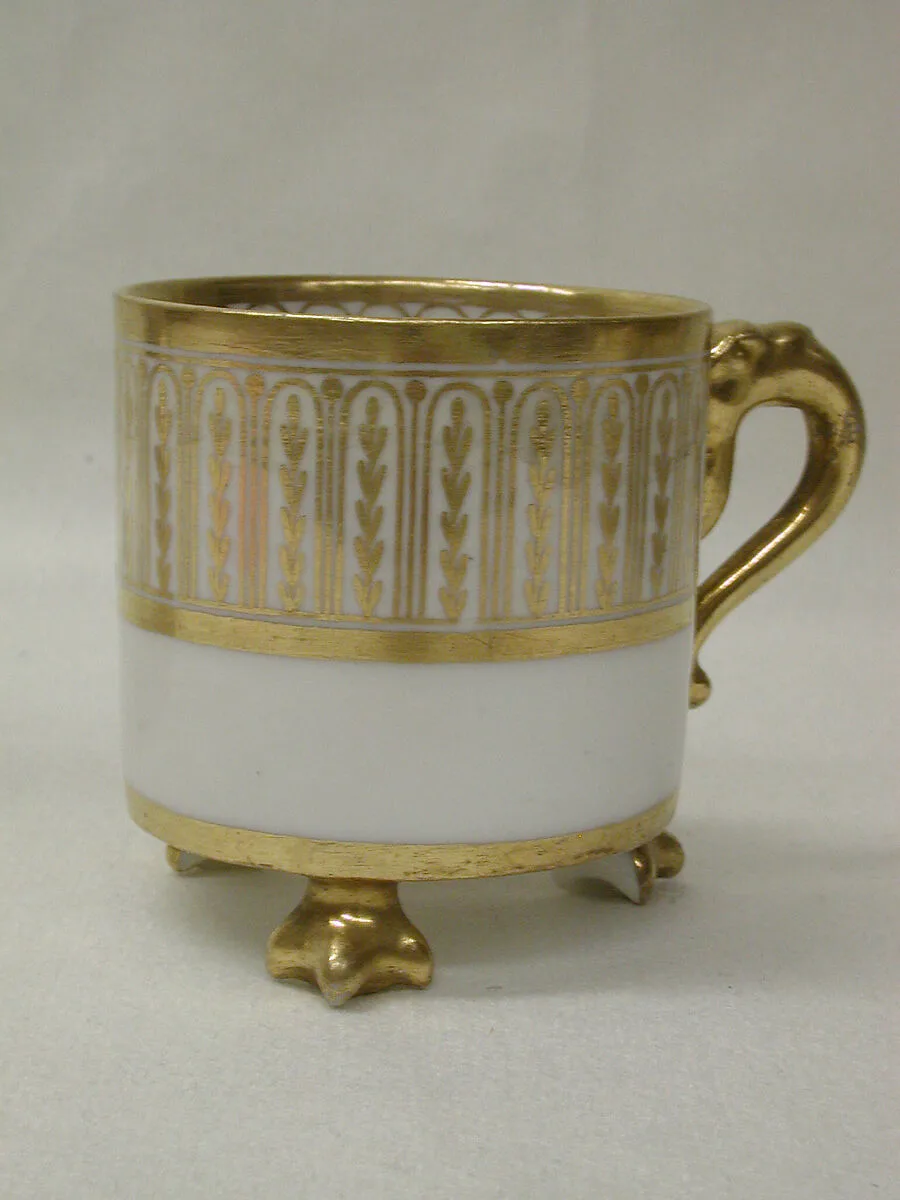 Cup (part of a service) — Royal Porcelain Manufactory, Naples