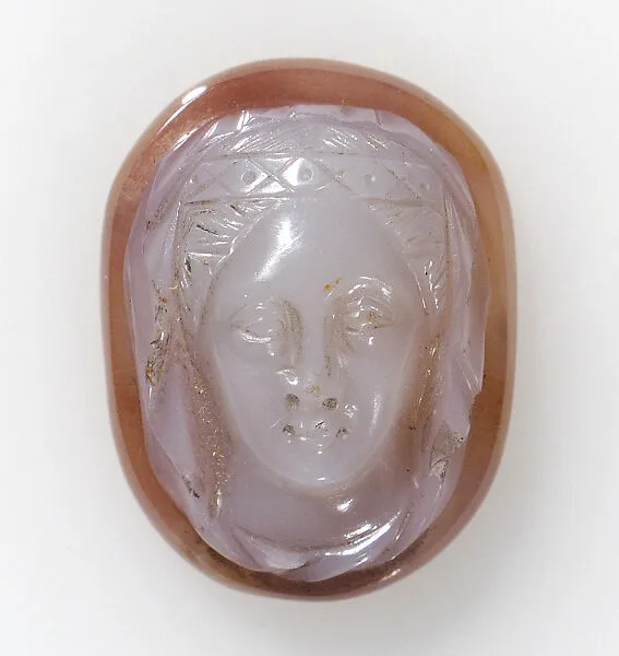 Cameo with head of female saint — Unknown