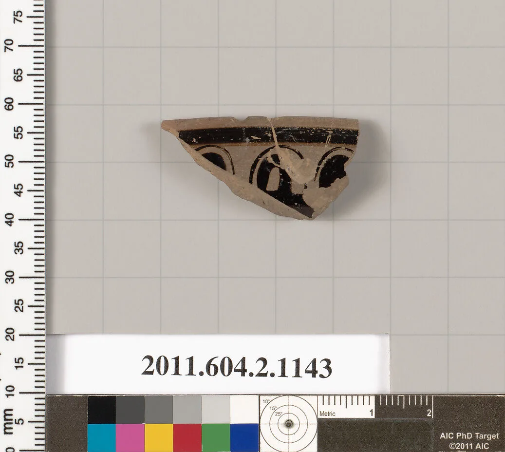 Terracotta fragment from a pyxis lid (box) — Unknown