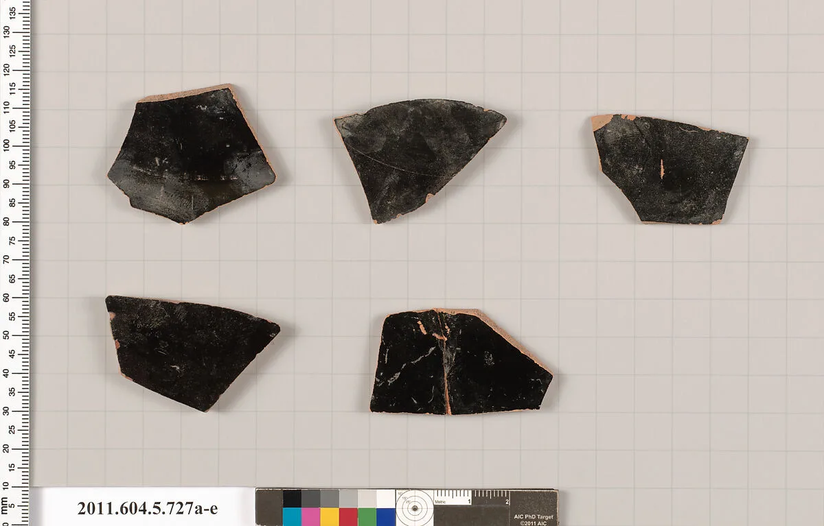 Terracotta fragments of kylikes (drinking cups) — Unknown