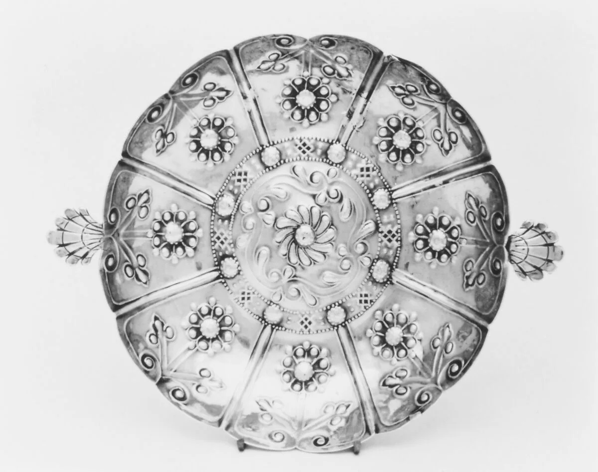 Dish — William Maunday