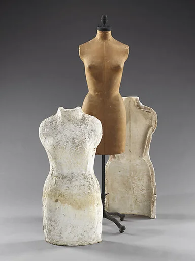 Dress form