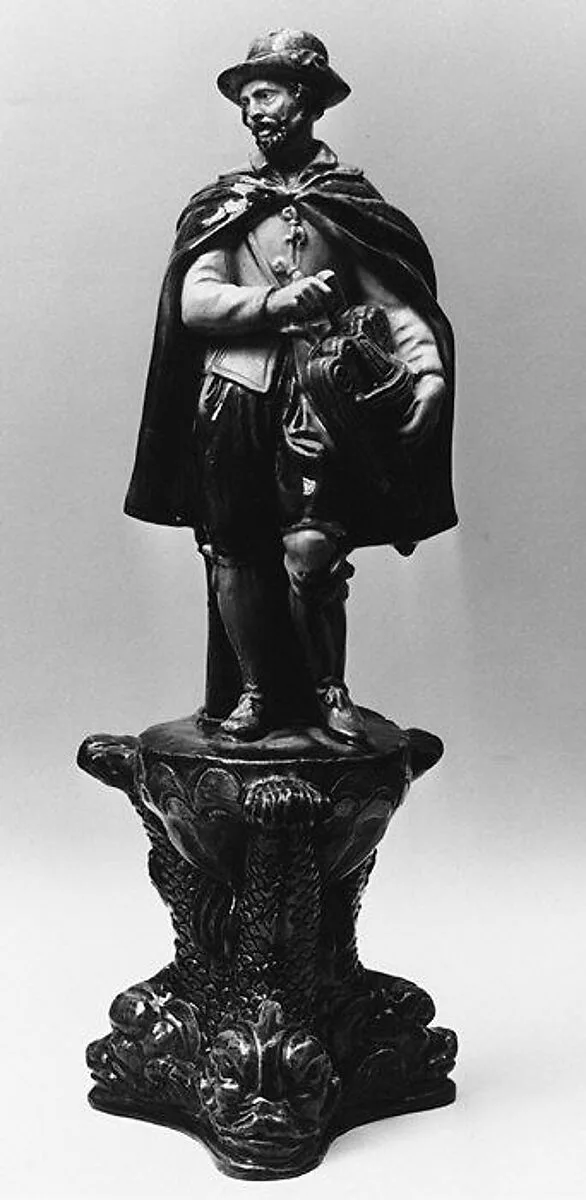 Statuette — Unknown