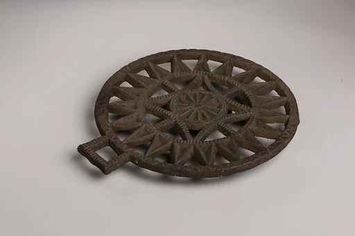 Trivet