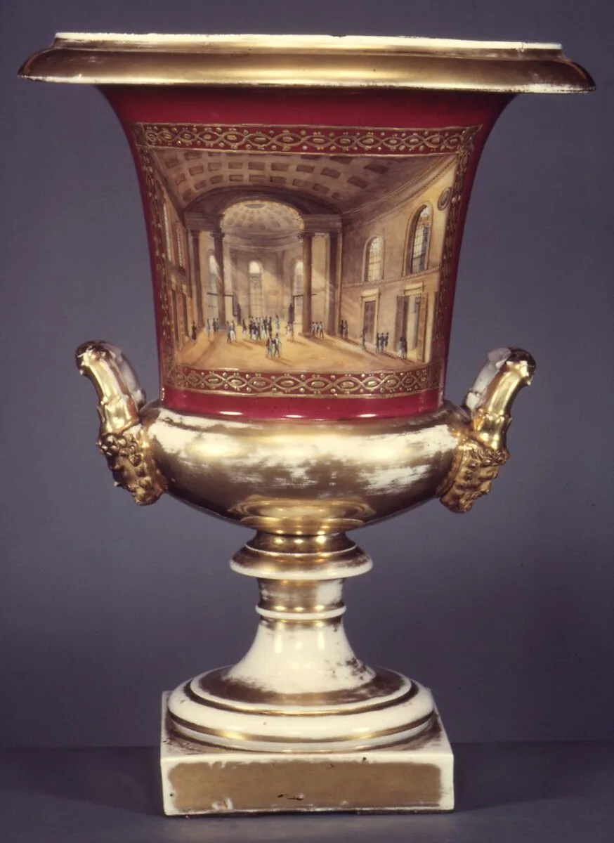 Urn — Unknown