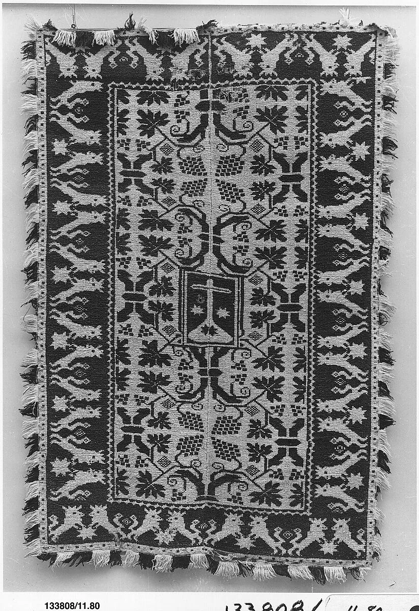 Rug with Carmelite Order coat-of-arms — Unknown