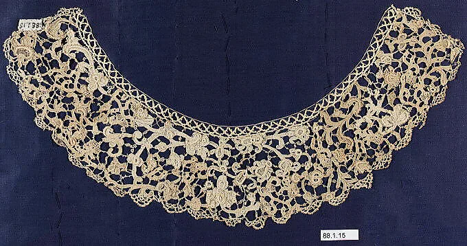 Collar — Unknown