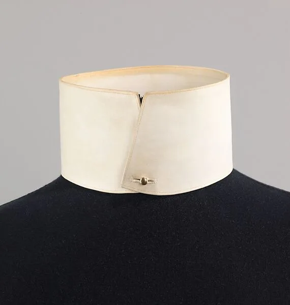 Collar — Unknown