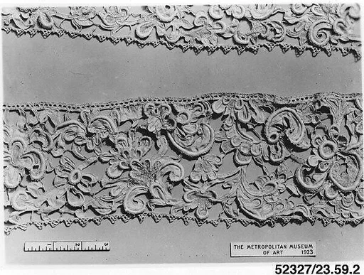 Sleeve piece
