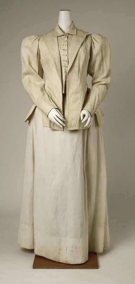 Suit — Unknown