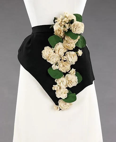 Cocktail apron — Mainbocher|Mainbocher