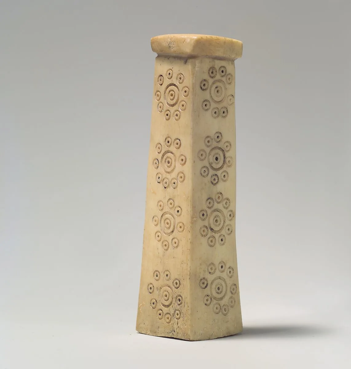 Cosmetic container (?) — Unknown