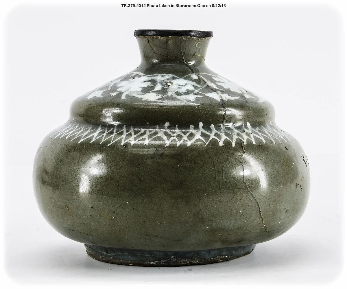 Vase — Unknown