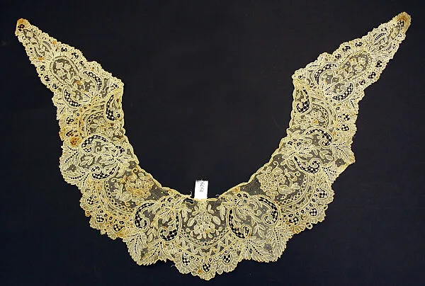 Collar — Unknown