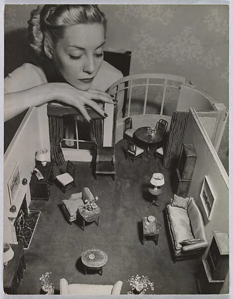 Model with Room Designed by Grace Meyercord — André Kertész