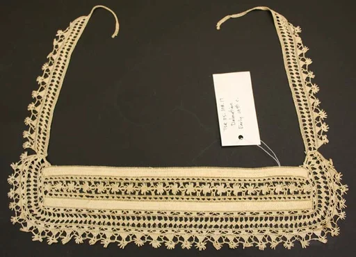 Collar
