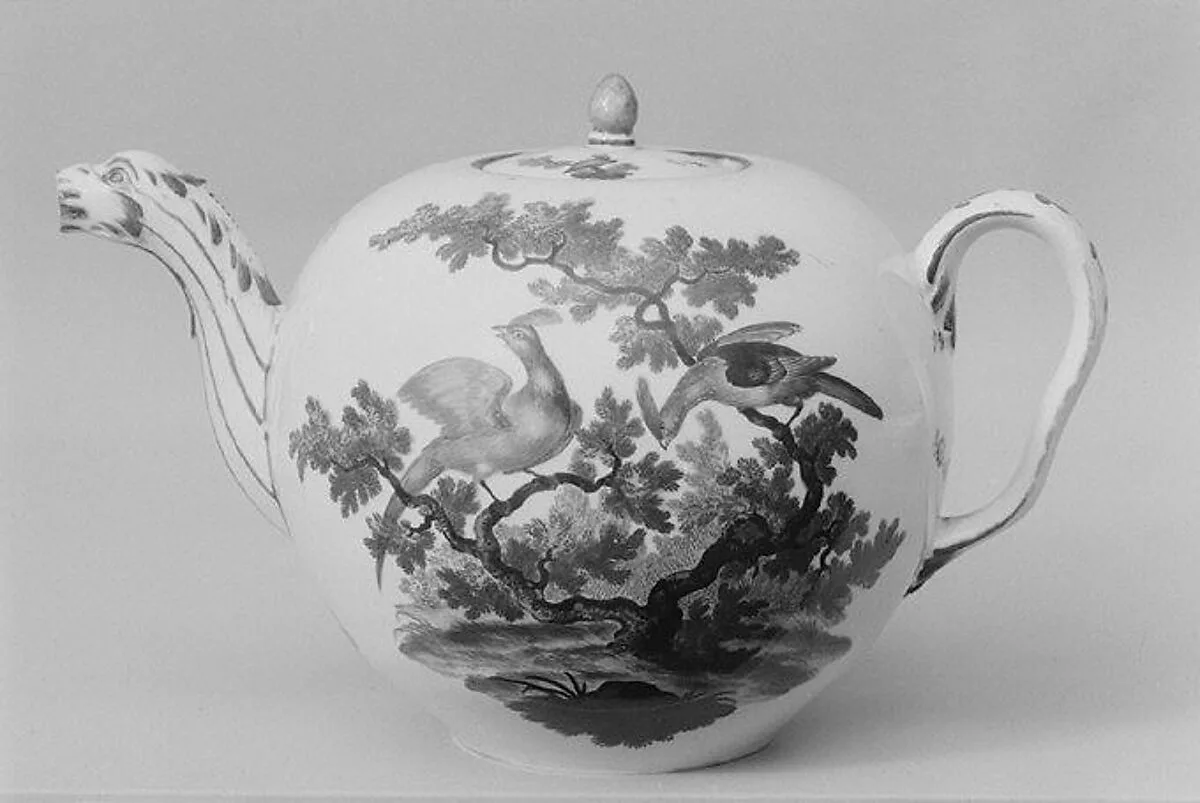 Teapot (part of a service) — Frankenthal Porcelain Manufactory|Karl Theodor period