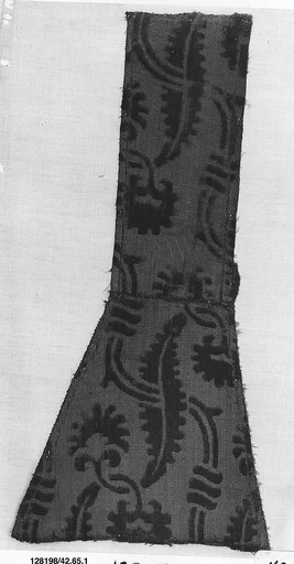 Maniple fragment