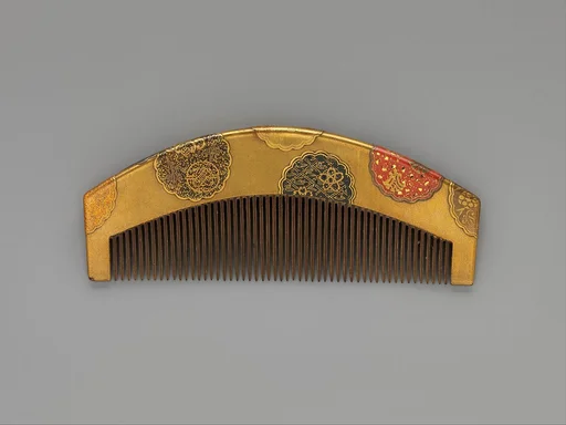 花丸紋散蒔絵櫛|Lacquer Comb with Flower-Shaped Roundels