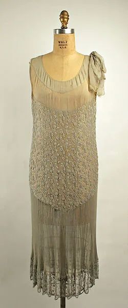 Evening dress — Unknown
