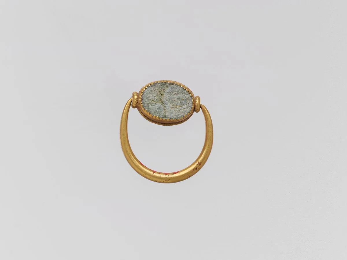 Gold ring with glass paste ring stone — Unknown