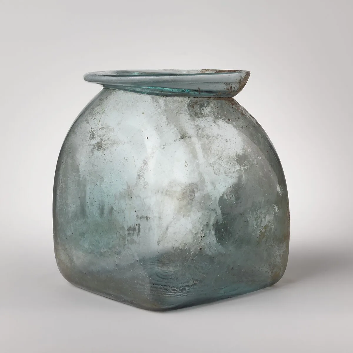 Glass jar with lid — Unknown