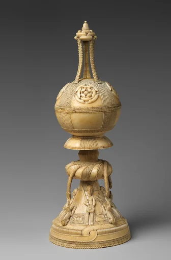 Lidded Saltcellar